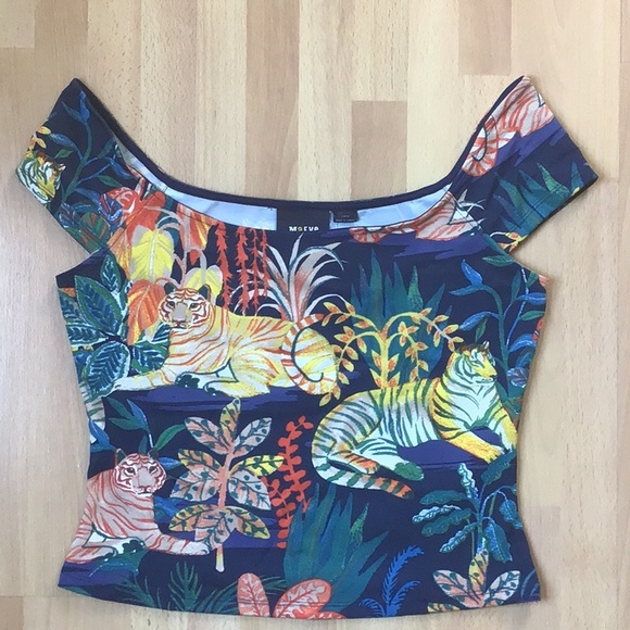Anthro Maeve Tiger Jungle Print Top Off-Shoulder Knit Jungle Print - Picture 5 of 12